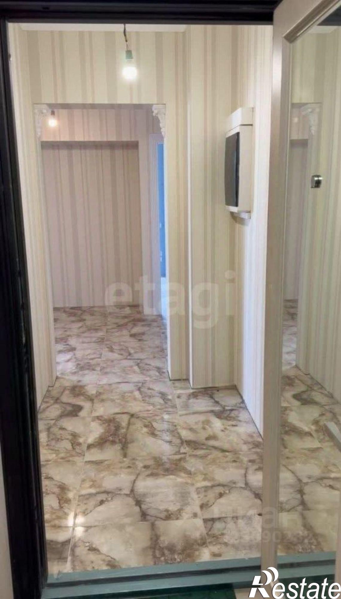 Купить квартиру за 12 400 000 рублей на улица Красных Зорь, 13