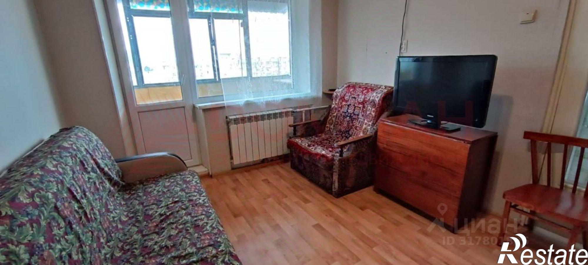 Купить квартиру за 2 300 000 рублей на Вятская улица, 63/1