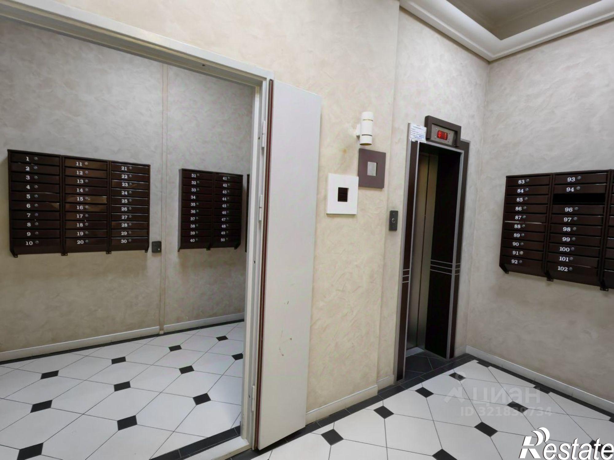 Купить квартиру за 9 990 000 рублей на Доломановский переулок, 116