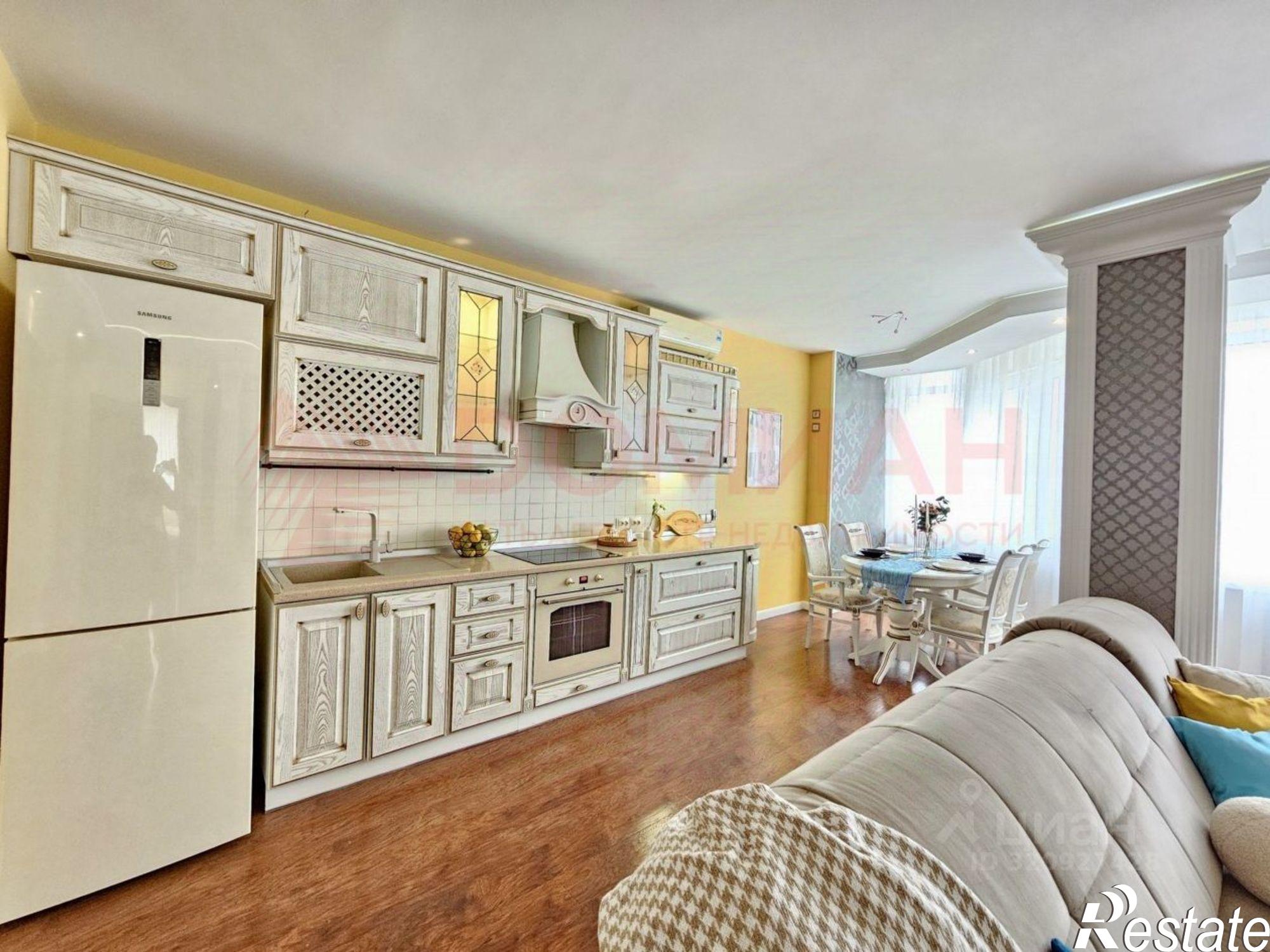 Купить квартиру за 10 500 000 рублей на бульвар Комарова, 12/1