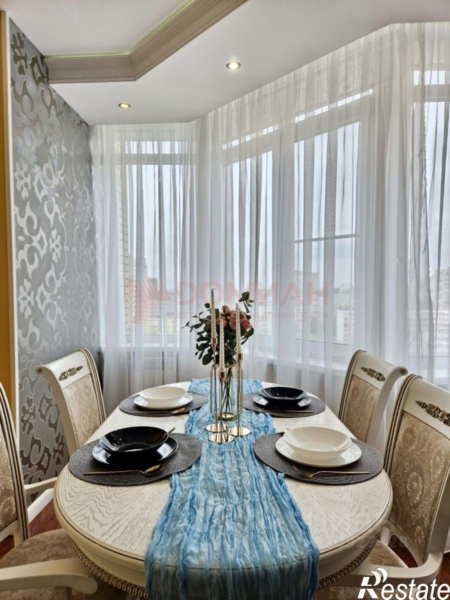 Купить квартиру за 10 500 000 рублей на бульвар Комарова, 12/1