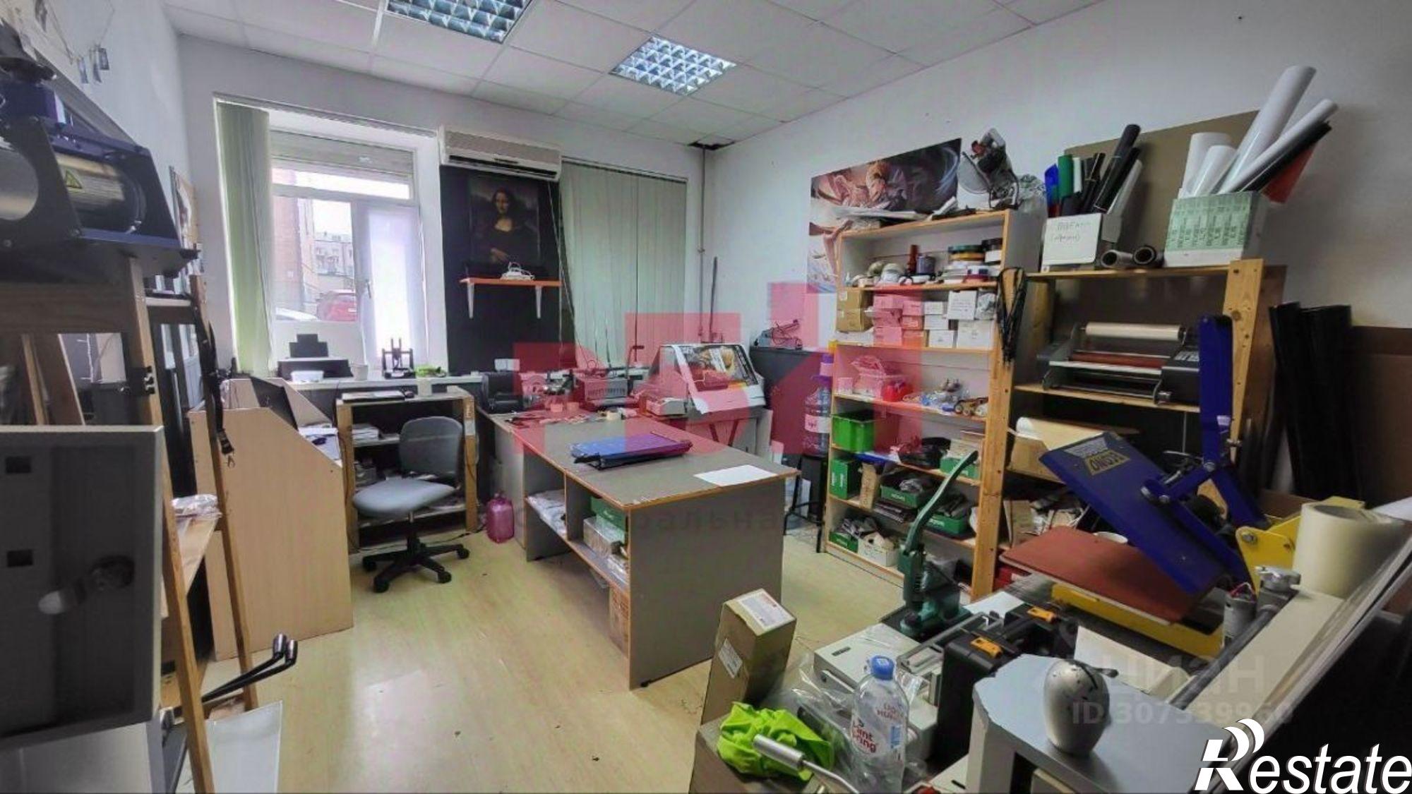 Купить торговое помещение за 14 572 300 рублей на улица Максима Горького, 69