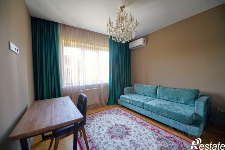 3-комн квартира Театральный пр-кт, 40,  д. 40