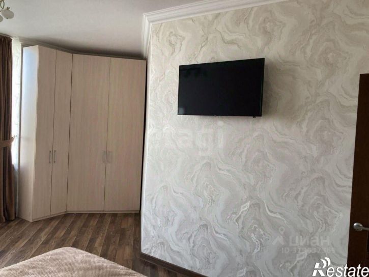 3-комн квартира улица Суворова, 91-101,  д. 91-101