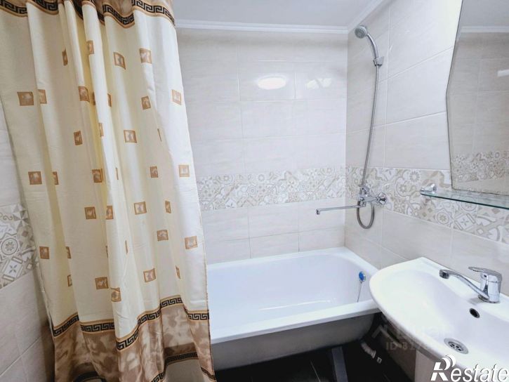 1-комн квартира пр-кт Космонавтов, 32а,  д. 32а