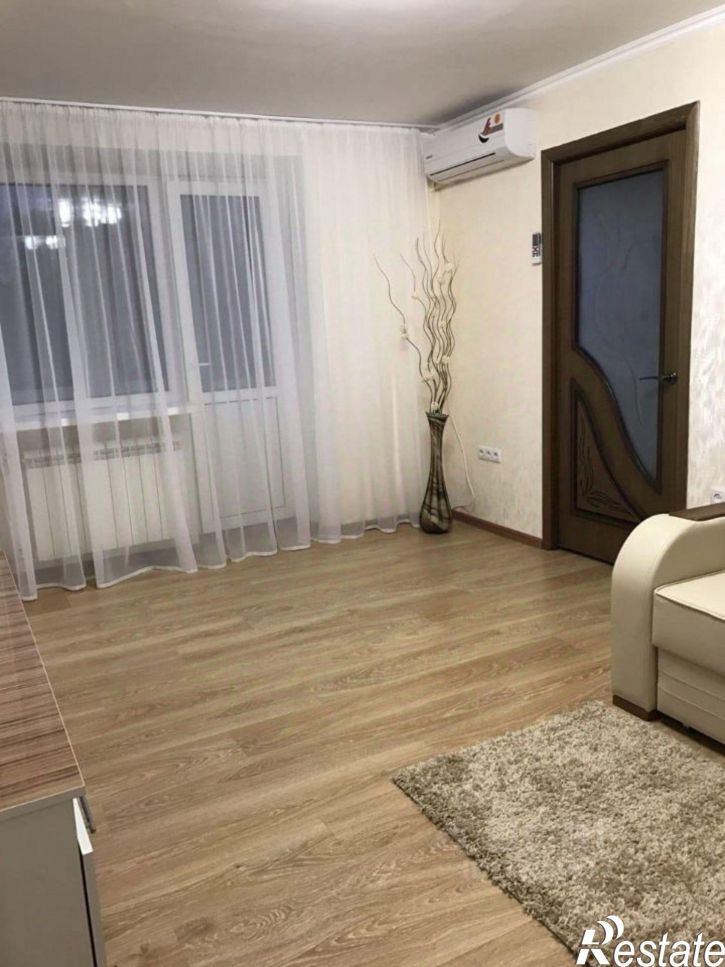 2-комн квартира улица Максима Горького, 291,  д. 291