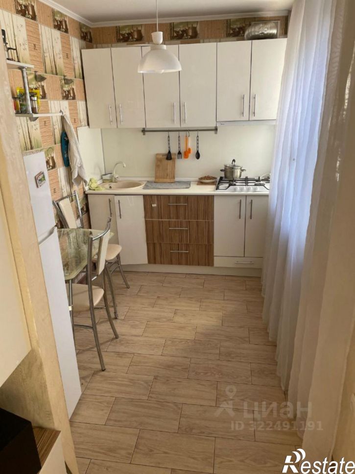 2-комн квартира улица Максима Горького, 291,  д. 291