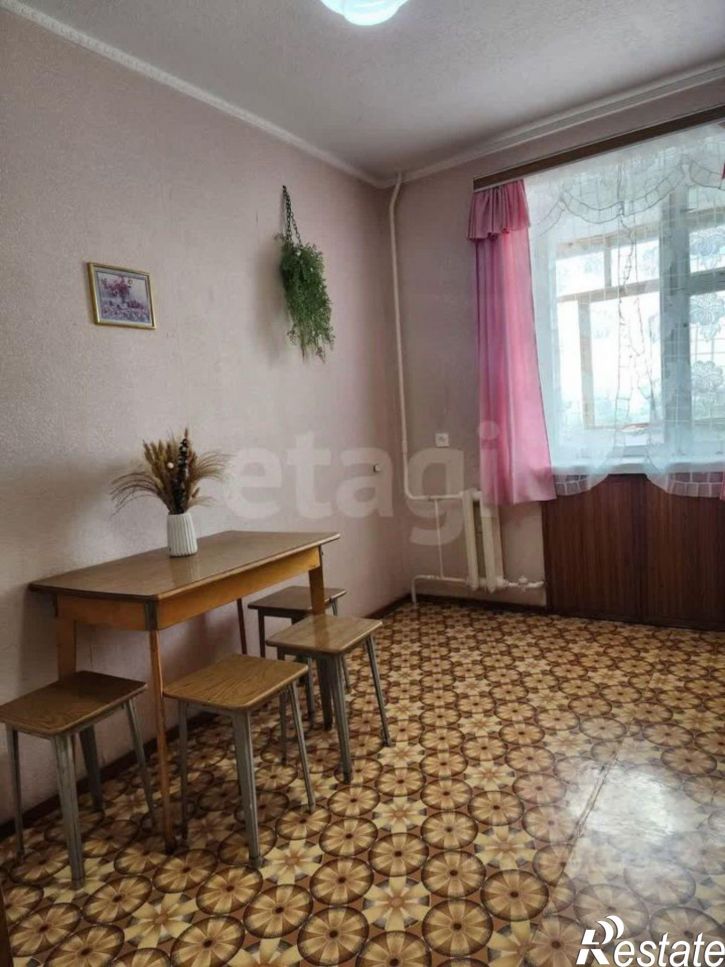 3-комн квартира ул Вятская, 53,  д. 53