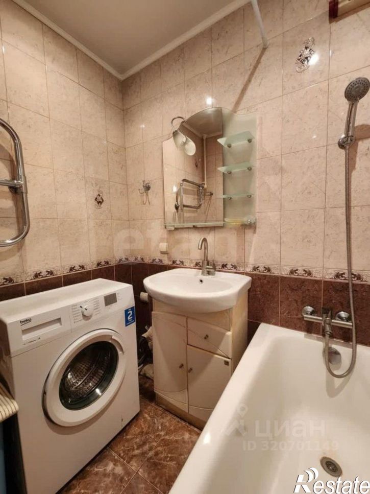 3-комн квартира ул Вятская, 53,  д. 53