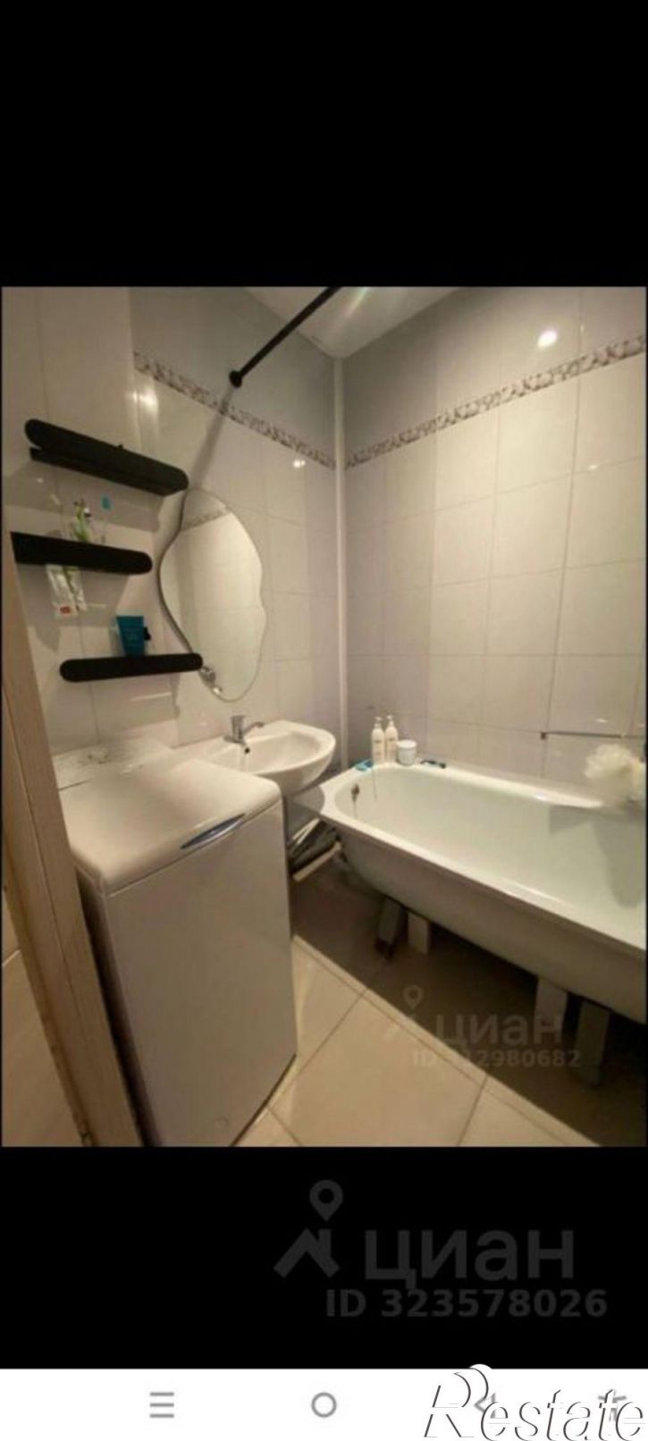 2-комн квартира б-р Комарова, 9/1,  д. 9/1