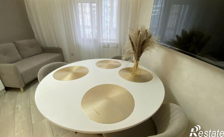 3-комн квартира проспект Маршала Жукова, 18,  д. 18