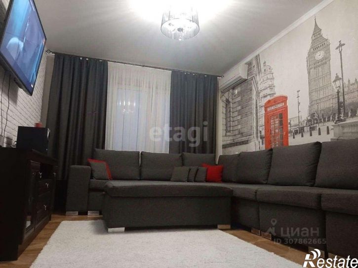 2-комн квартира ул 35-я линия, 83/75,  д. 83/75