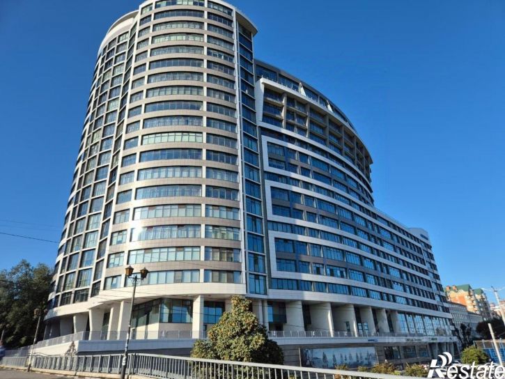 3-комн квартира Будённовский проспект, 66,  д. 66