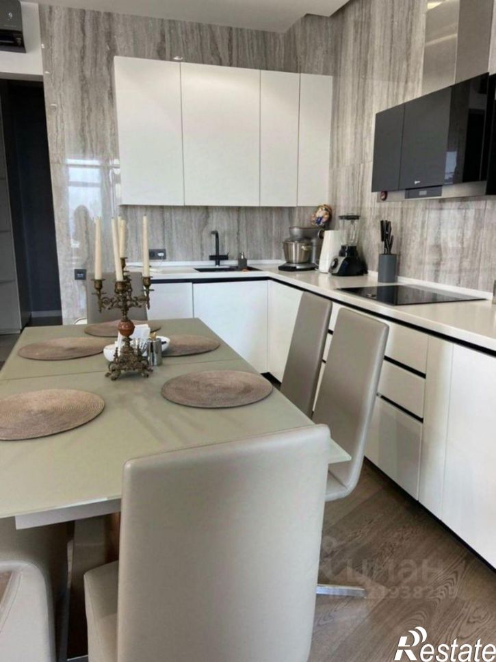 3-комн квартира Будённовский проспект, 66,  д. 66