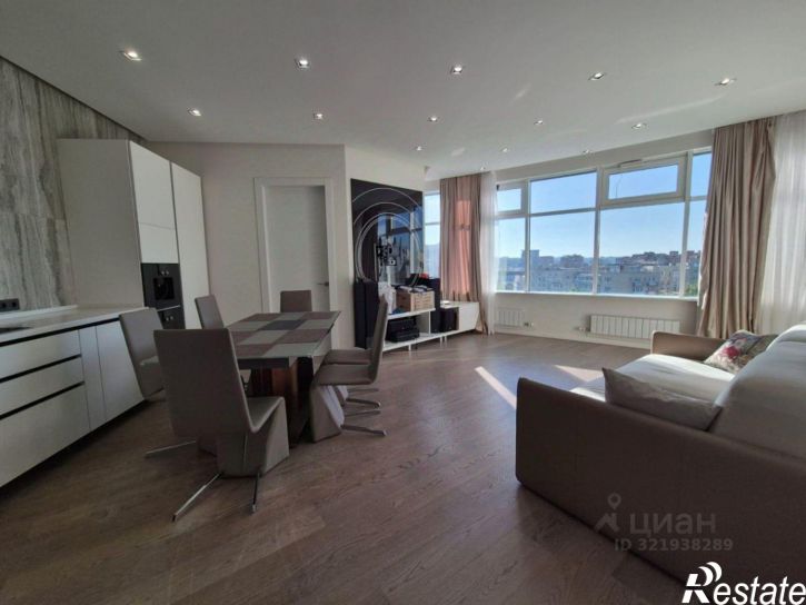 3-комн квартира Будённовский проспект, 66,  д. 66