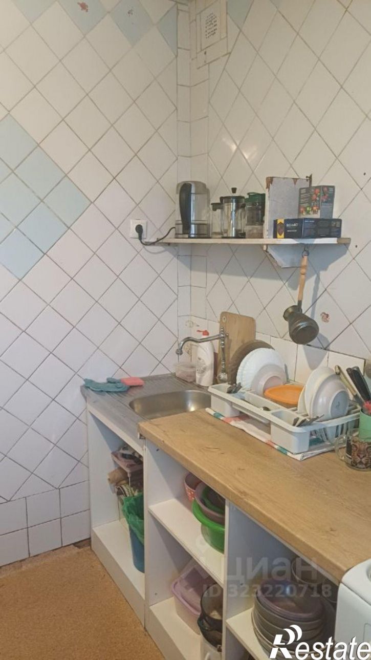 3-комн квартира Театральный проспект, 63,  д. 63