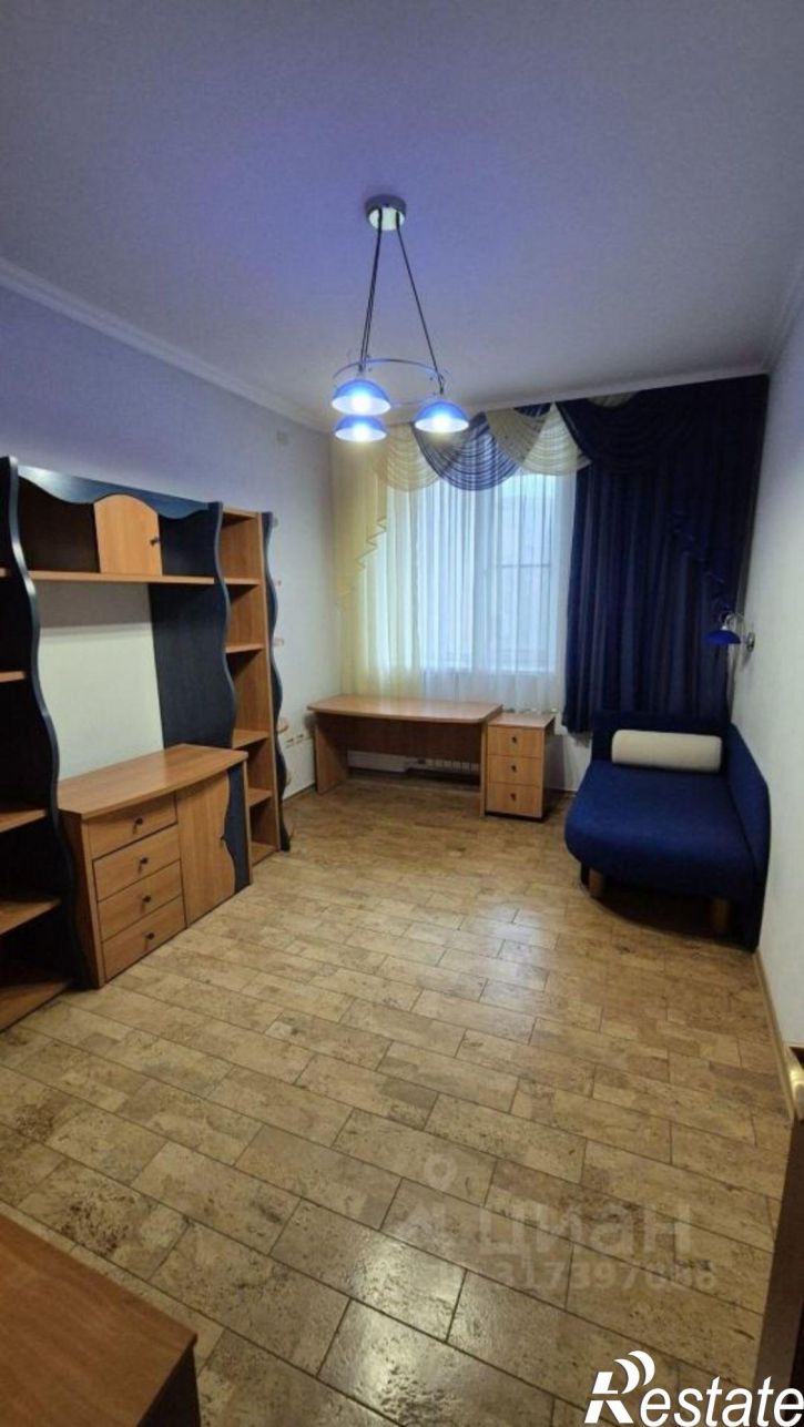 3-комн квартира улица Добровольского, 11,  д. 11