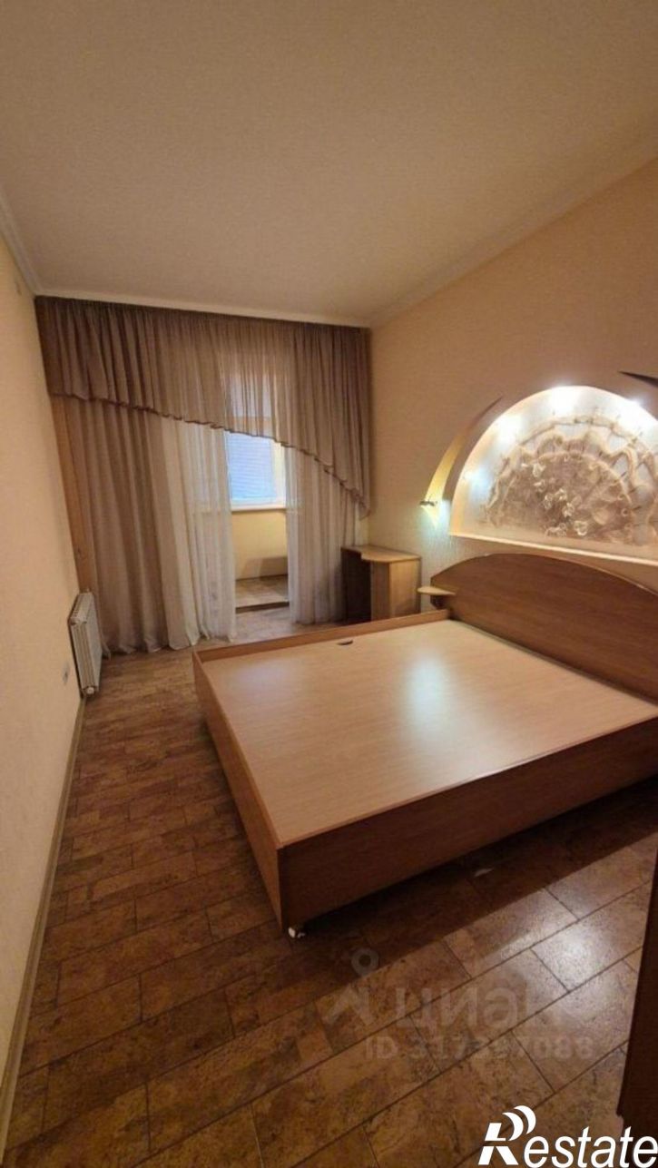 3-комн квартира улица Добровольского, 11,  д. 11