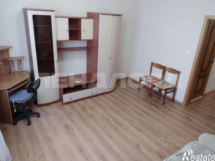 2-комн квартира улица Жданова, 7/33,  д. 7/33