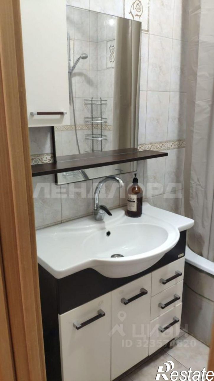 2-комн квартира улица Жданова, 7/33,  д. 7/33