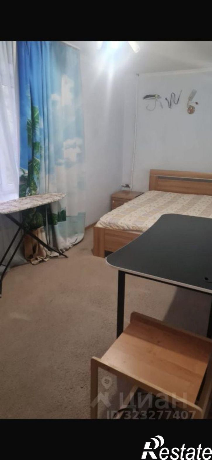 2-комн квартира улица Новаторов, 10,  д. 10