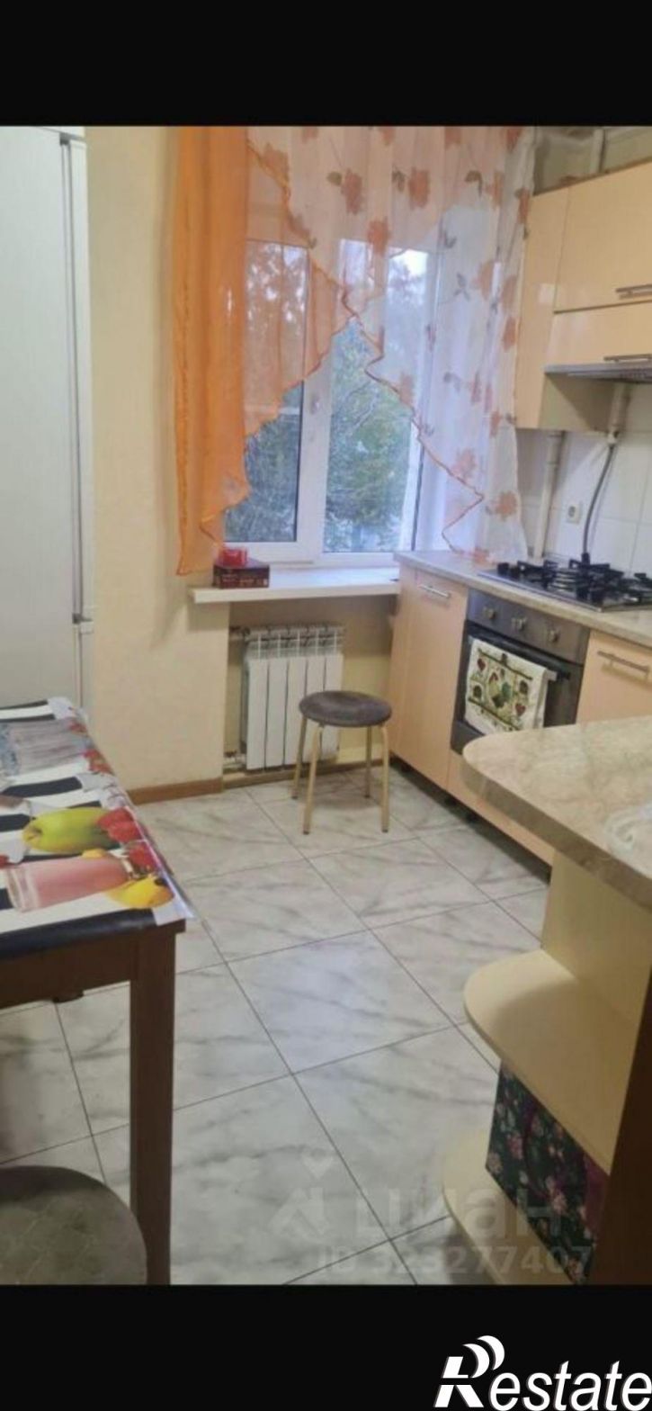 2-комн квартира улица Новаторов, 10,  д. 10