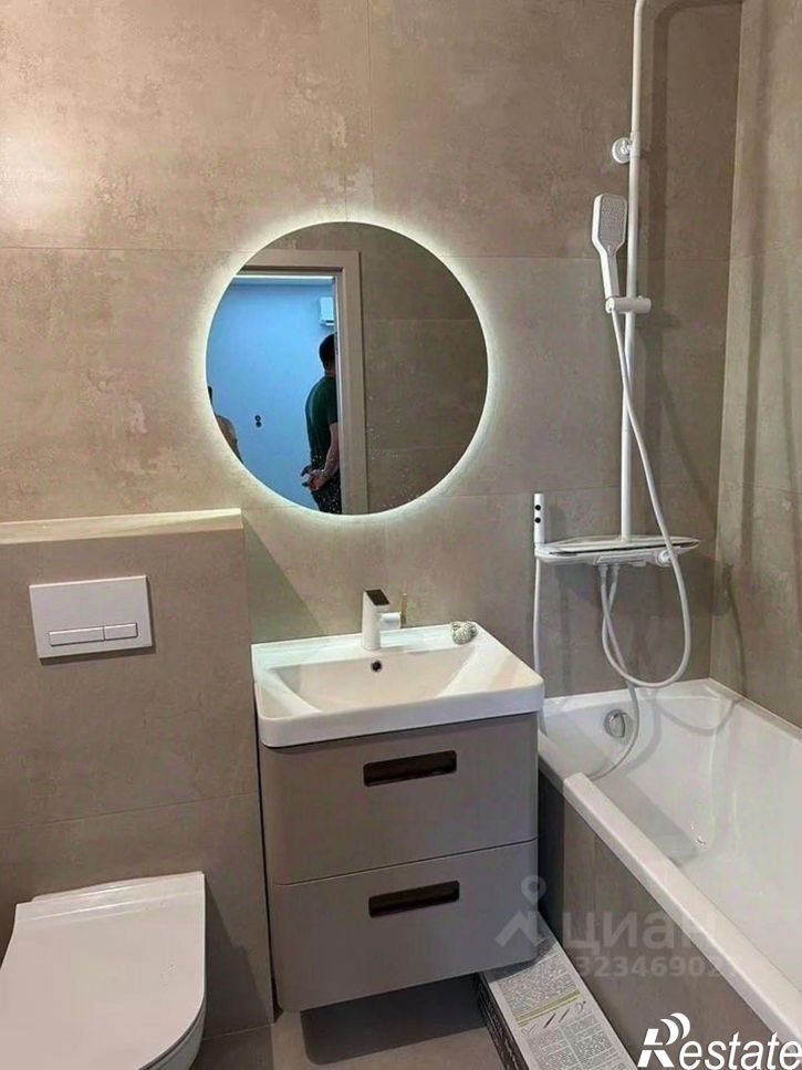 2-комн квартира проспект Сиверса, 30,  д. 30