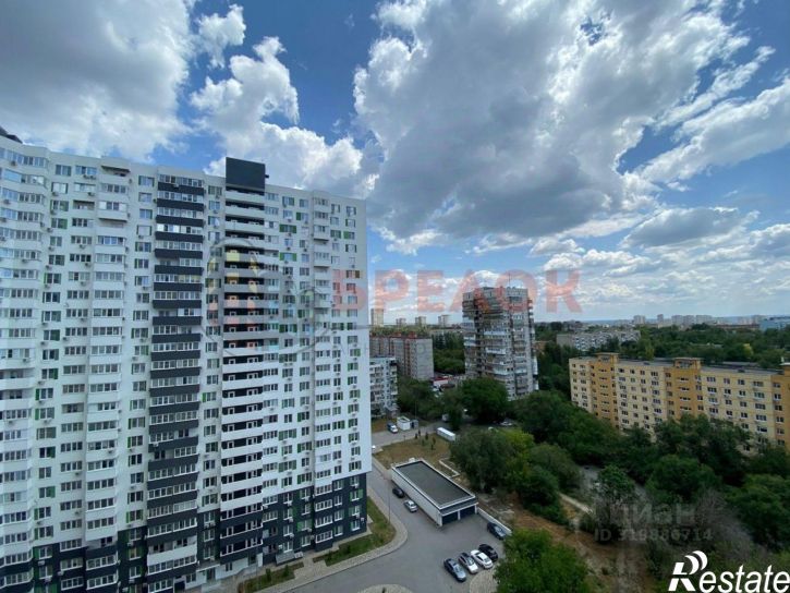 2-комн квартира улица Жмайлова, 19А с1,  д. 19А с1