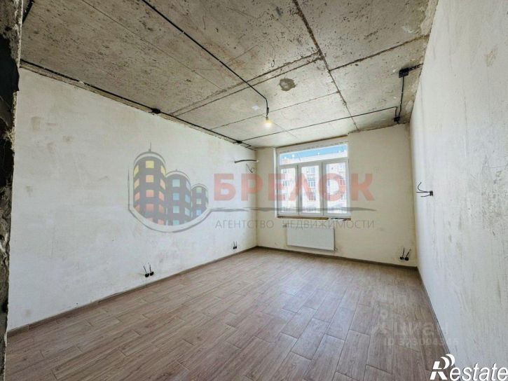 1-комн квартира проспект Сиверса, 28,  д. 28