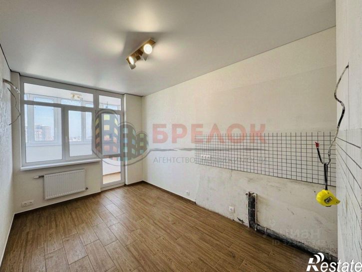 1-комн квартира проспект Сиверса, 28,  д. 28