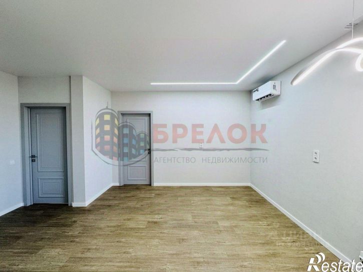 3-комн квартира проспект Сиверса, 30,  д. 30