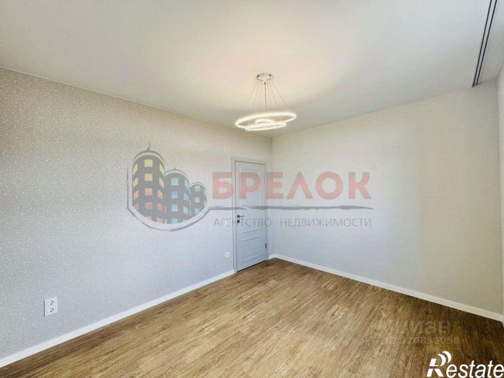 3-комн квартира проспект Сиверса, 30,  д. 30