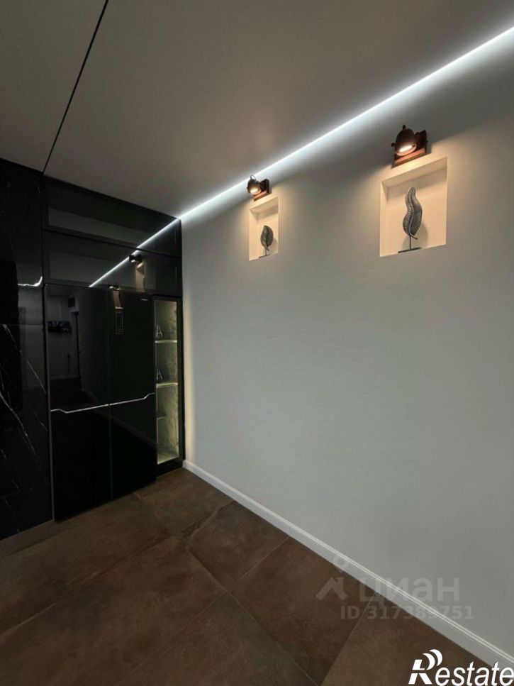 2-комн квартира Таврическая улица, 4,  д. 4