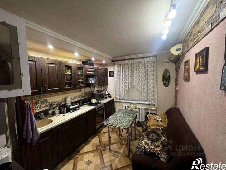 3-комн квартира улица Жмайлова, 23 к1,  д. 23 к1