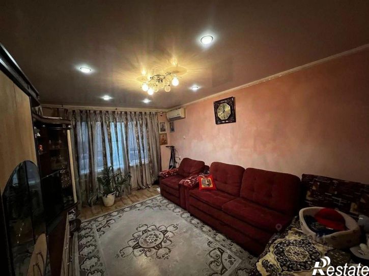 3-комн квартира улица Жмайлова, 23 к1,  д. 23 к1