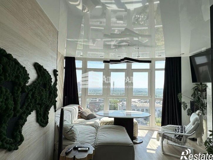 4-комн квартира 23-я линия, 6,  д. 6