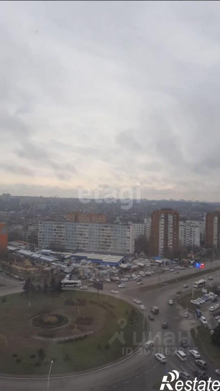 2-комн квартира проспект Королёва, 19,  д. 19