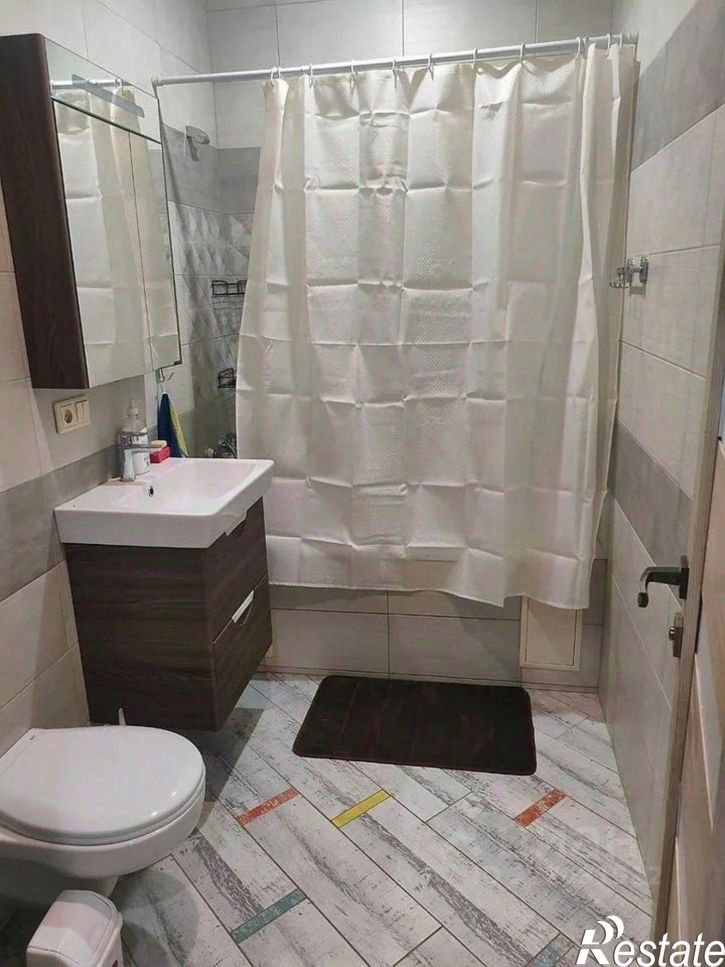 2-комн квартира проспект Сиверса, 32,  д. 32