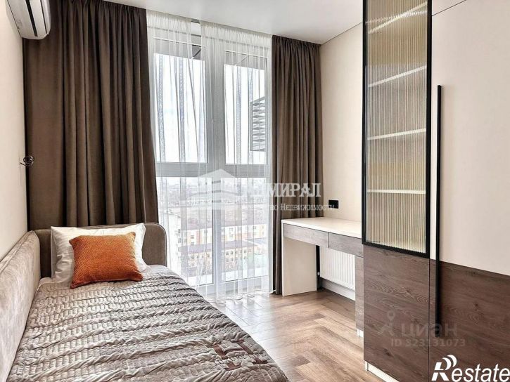 3-комн квартира Кировский проспект, 120,  д. 120