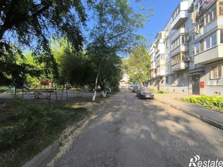 3-комн квартира улица Тимошенко, 8,  д. 8