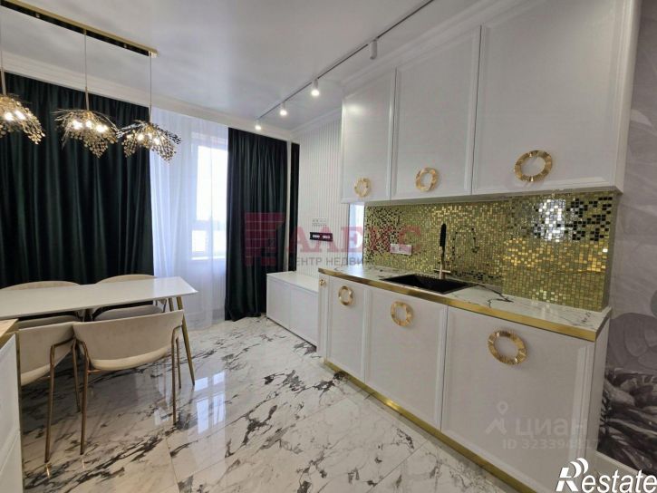 2-комн квартира улица Ларина, 45 с6,  д. 45 с6