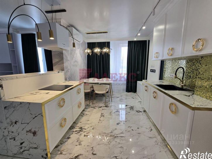 2-комн квартира улица Ларина, 45 с6,  д. 45 с6