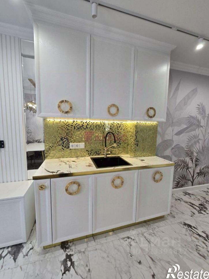 2-комн квартира улица Ларина, 45 с6,  д. 45 с6