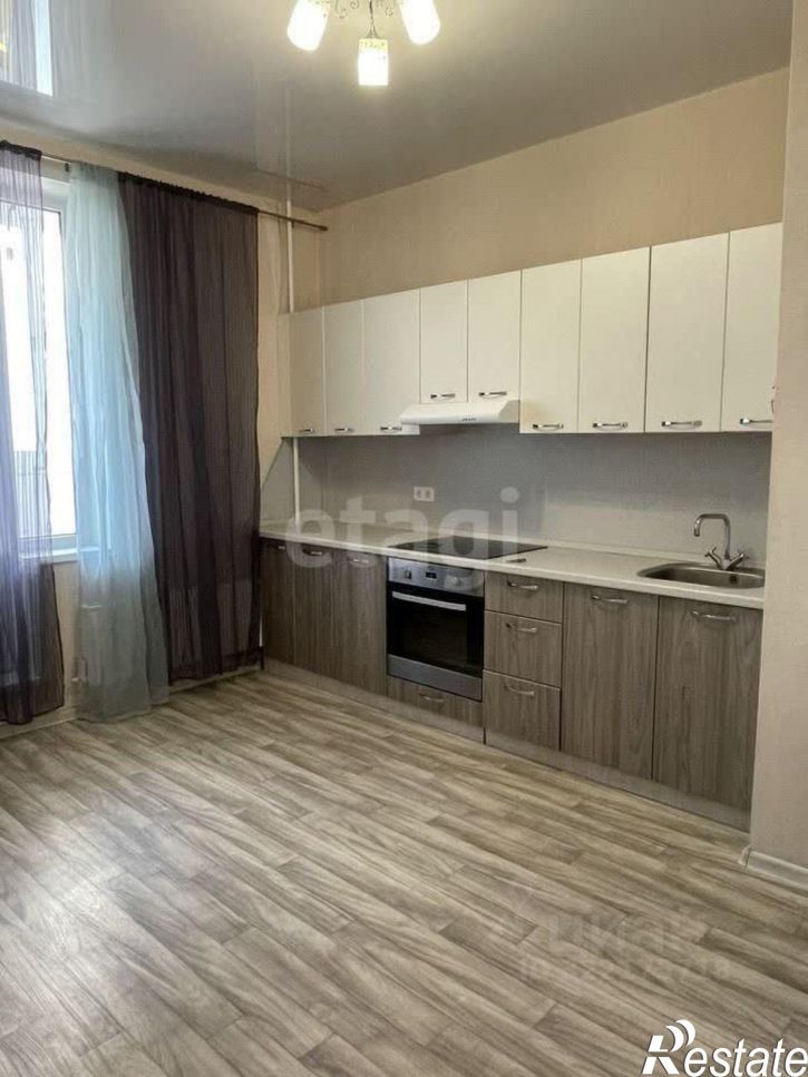 3-комн квартира улица Жданова, 23,  д. 23