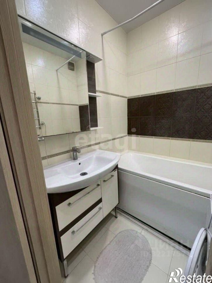 3-комн квартира улица Жданова, 23,  д. 23