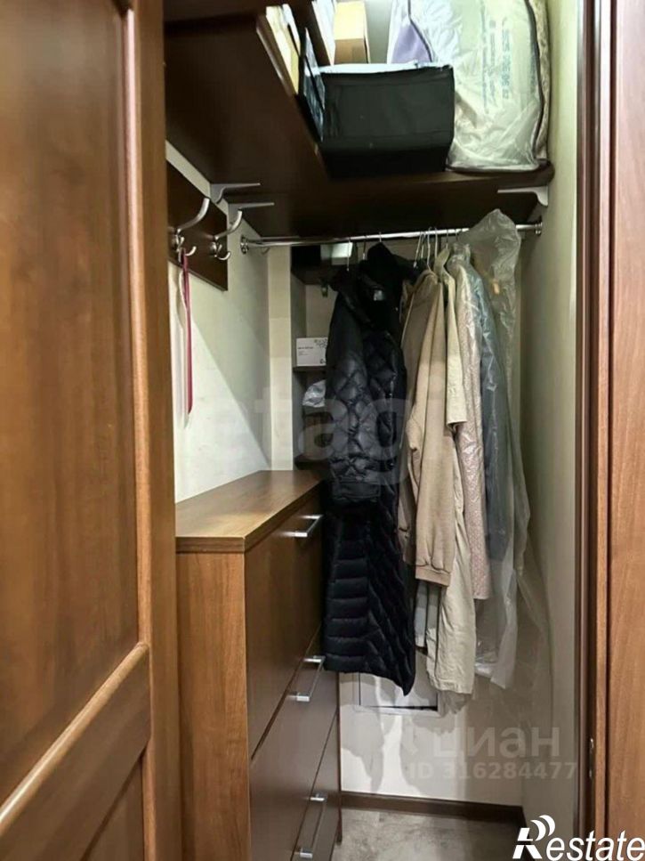 2-комн квартира Гвардейский переулок, 11/4,  д. 11/4