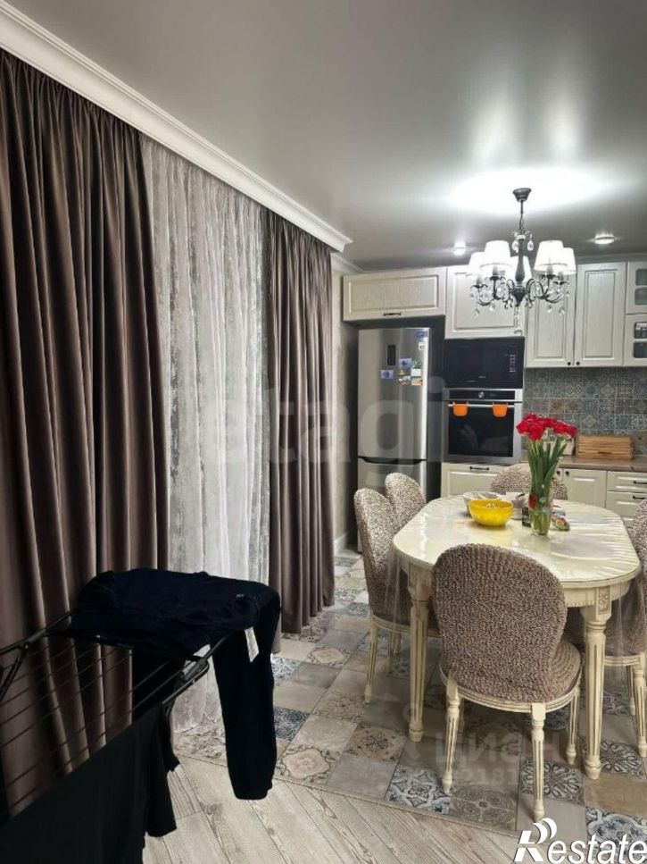 4-комн квартира бульвар Комарова, 1М,  д. 1М