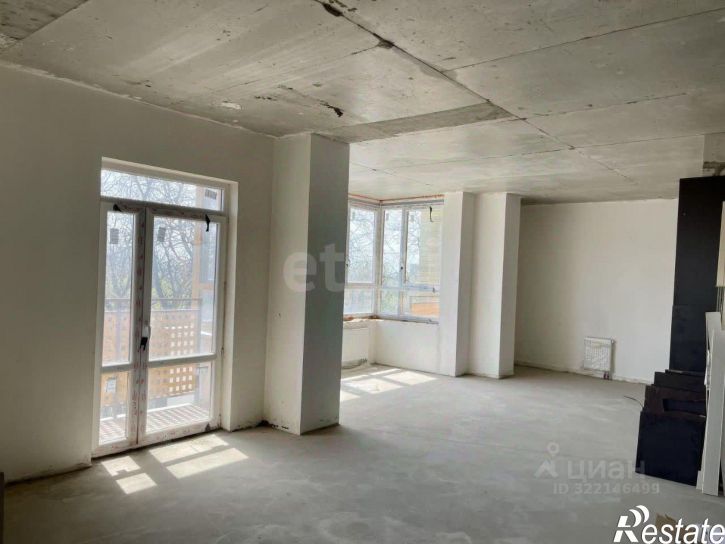 4-комн квартира улица Каяни, 9В,  д. 9В