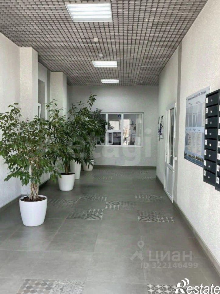 4-комн квартира улица Каяни, 9В,  д. 9В