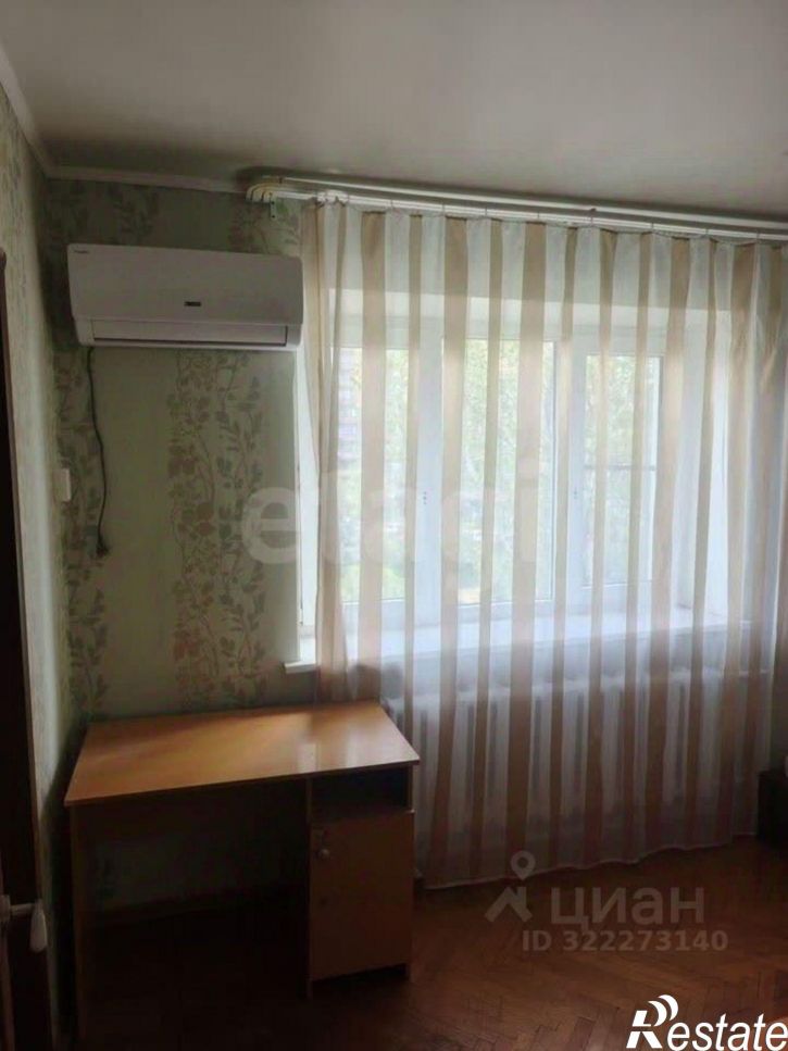 2-комн квартира улица Ларина, 24,  д. 24